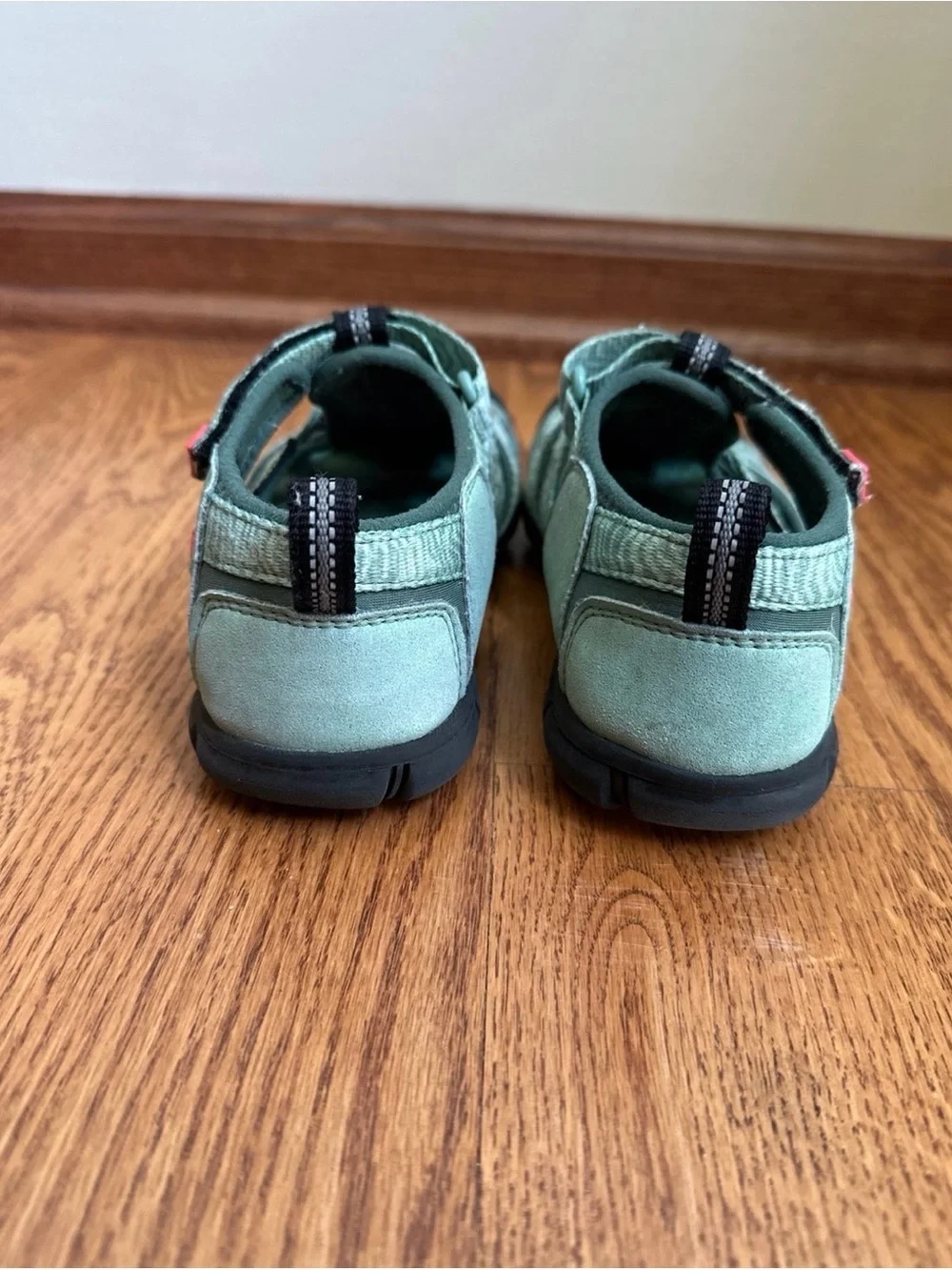 Keen Seacamp CNX Sandals Kids Size 1